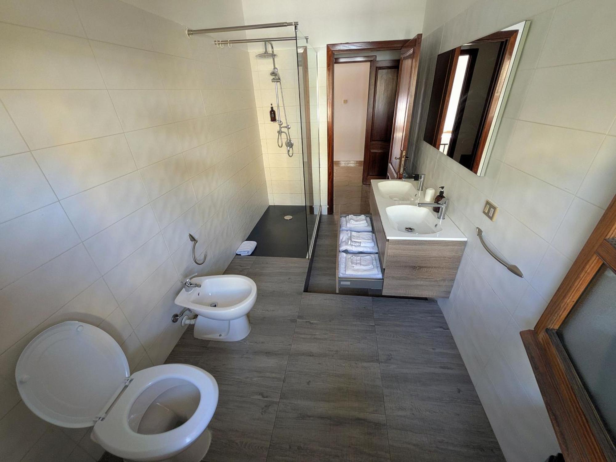 Apartamento House Riky Assemini Exterior foto