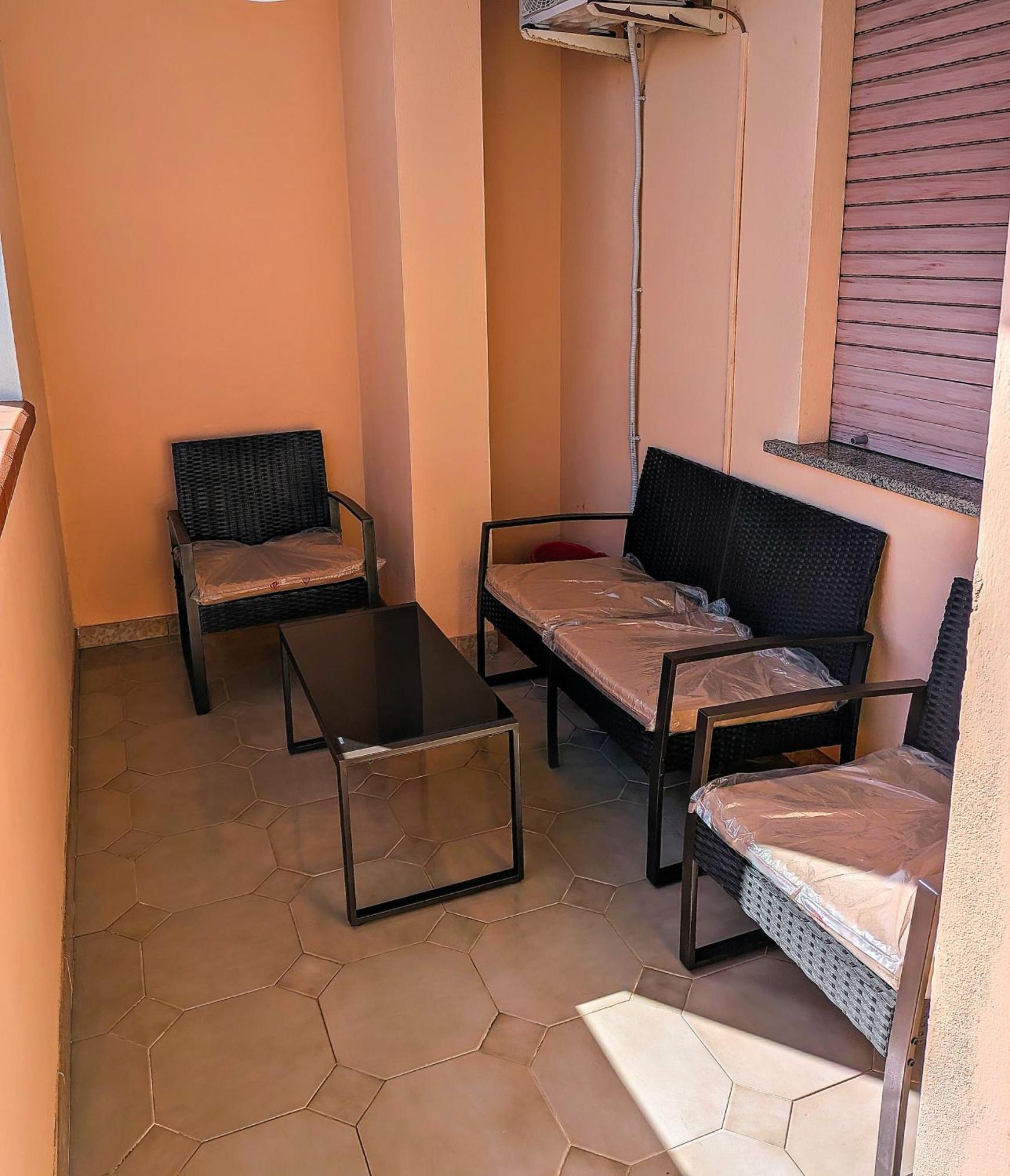 Apartamento House Riky Assemini Exterior foto