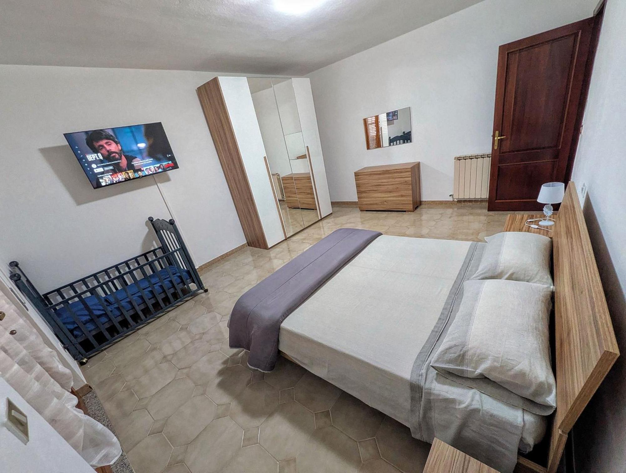 Apartamento House Riky Assemini Exterior foto